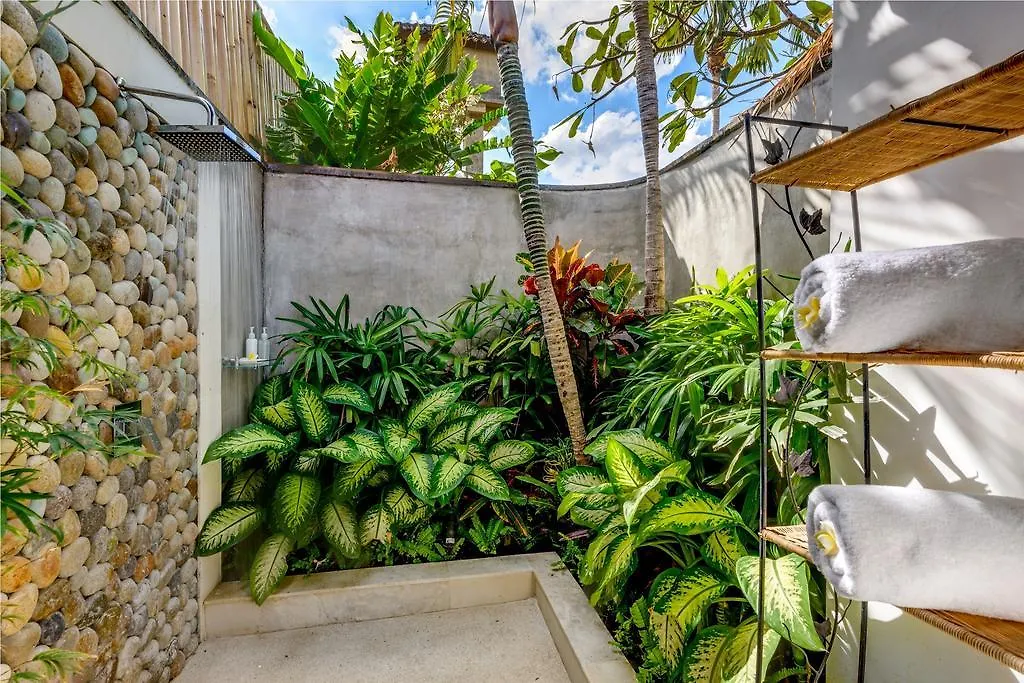Villa Vitari Seminyak By Bali Villas R Us